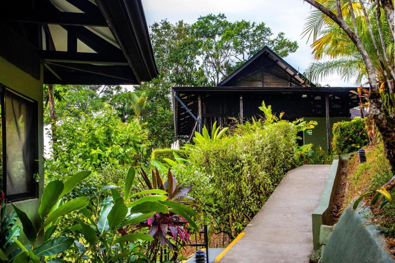 Tiki Villas Rainforest Lodge - Adults Only Увита Екстериор снимка