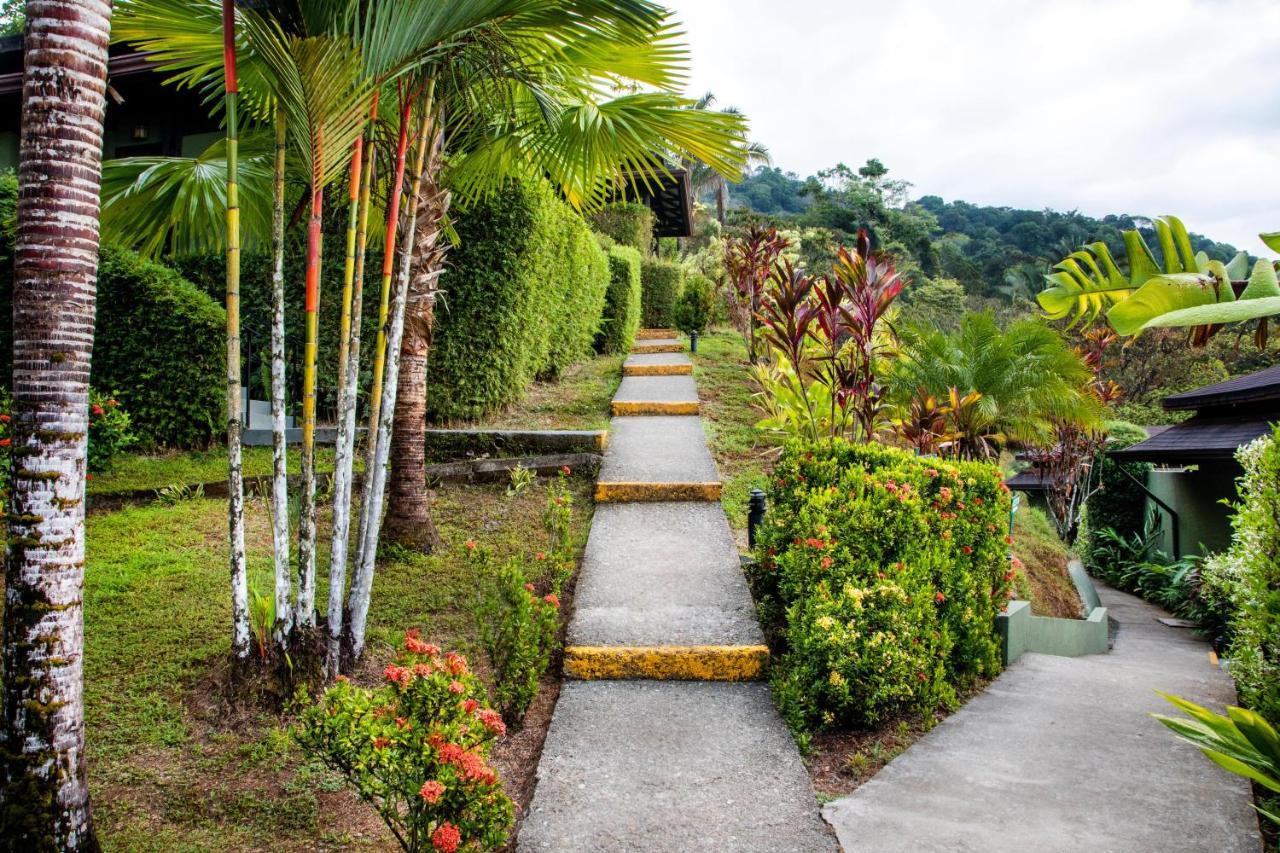 Tiki Villas Rainforest Lodge - Adults Only Увита Екстериор снимка