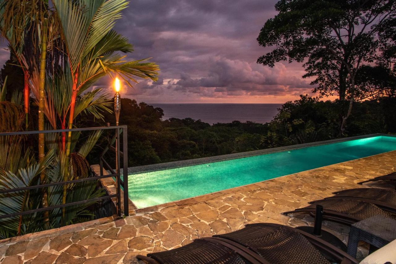 Tiki Villas Rainforest Lodge - Adults Only Увита Екстериор снимка