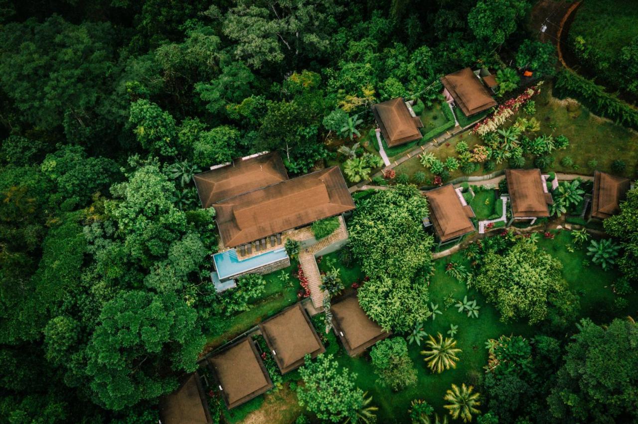 Tiki Villas Rainforest Lodge - Adults Only Увита Екстериор снимка